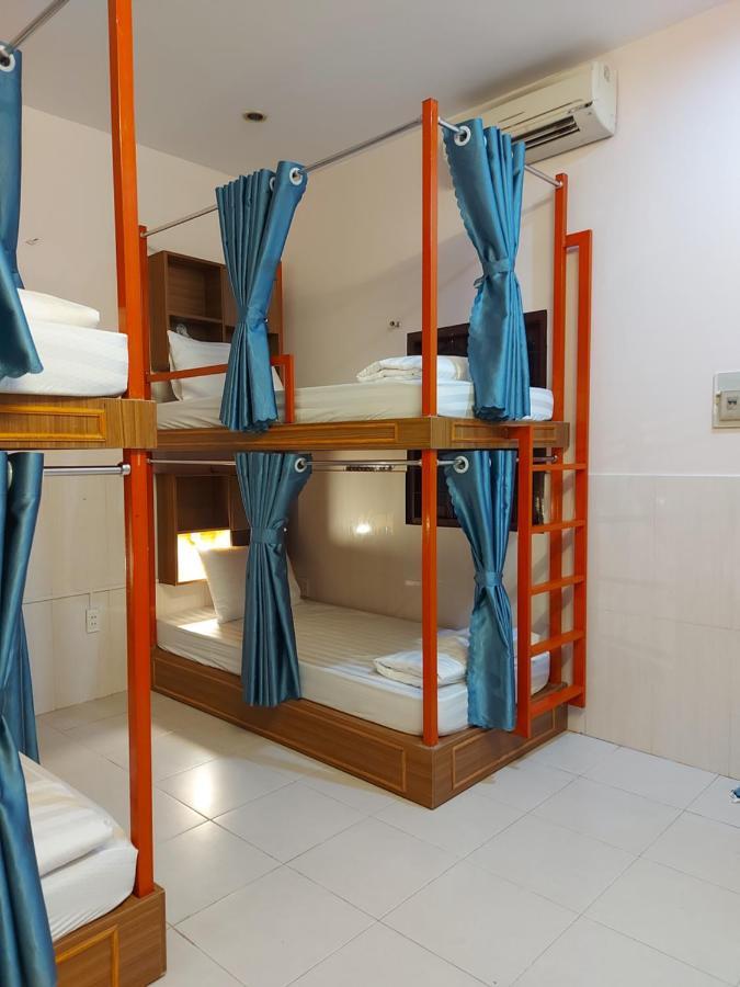 Saigon Rooftops Hostel Хошимин Экстерьер фото
